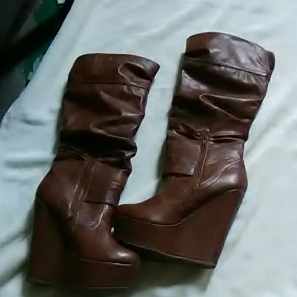 Bamboo high heels - Picture 1 of 5